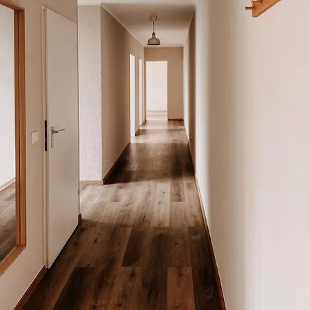 Wohnen Im Laendereck! Essen-muelheim-oberhausen! Bs2l * إسن