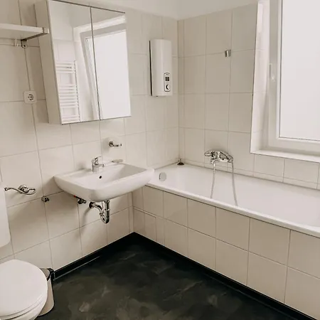 Wohnen Im Laendereck! Essen-muelheim-oberhausen! Bs2l * إسن